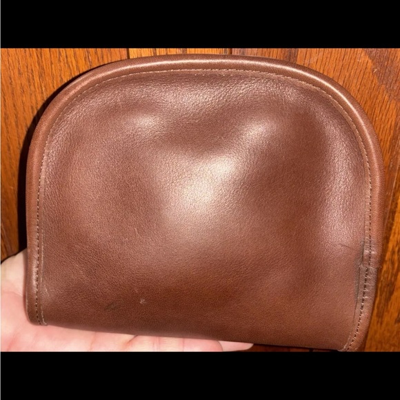 COACH 9017 Abbie mini crossbody purse - Picture 2 of 10